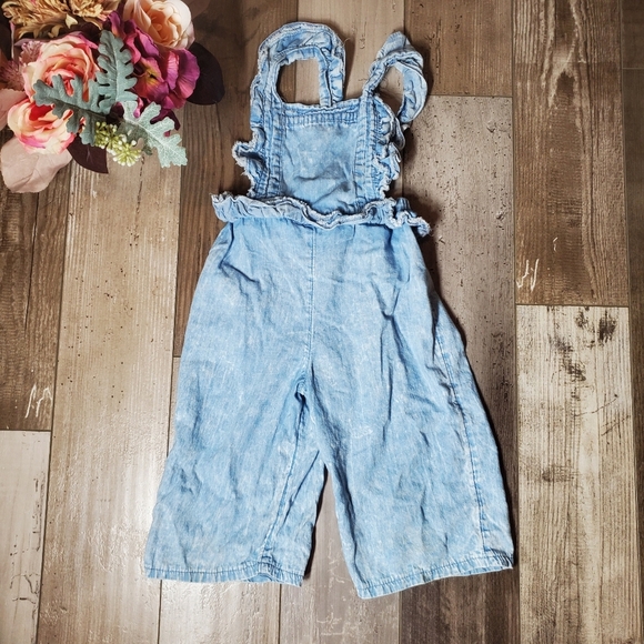 Wonder Nation Light Wash Sleeveless Ruffled Denim Romper Toddler Girl Size 2T - Picture 1 of 13